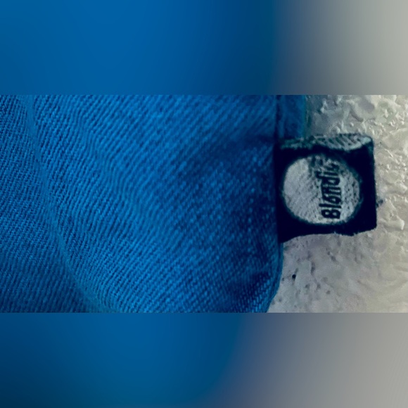 Blondie Ruffle Edge Denim Button- up Blouse/Jacket - Picture 10 of 10